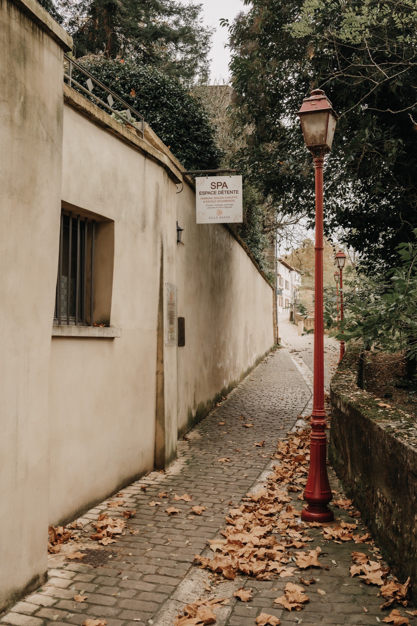 La ruelle vers Villa Saada